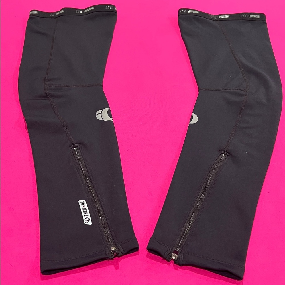 Pearl Izumi Black leg  Warmers with Logo